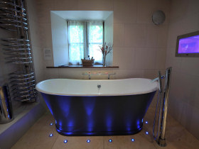 Luxury bed and breakfast in Devon, England